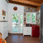 House Garden For Two