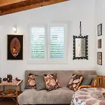 Holiday home House Garden For Two