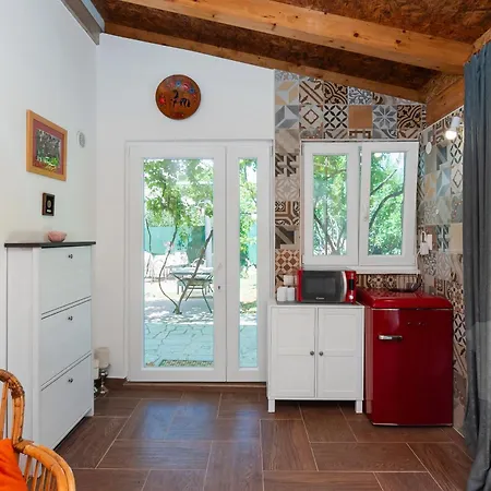 House Garden For Two