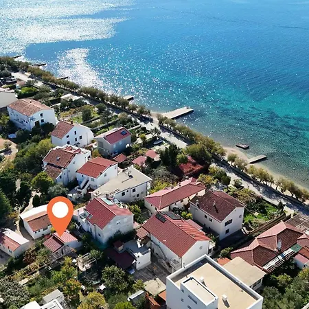 House Garden For Two *