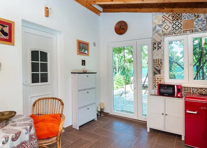 Vakantiehuis House Garden For Two *