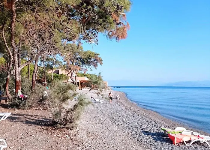 House Garden For Two Srima